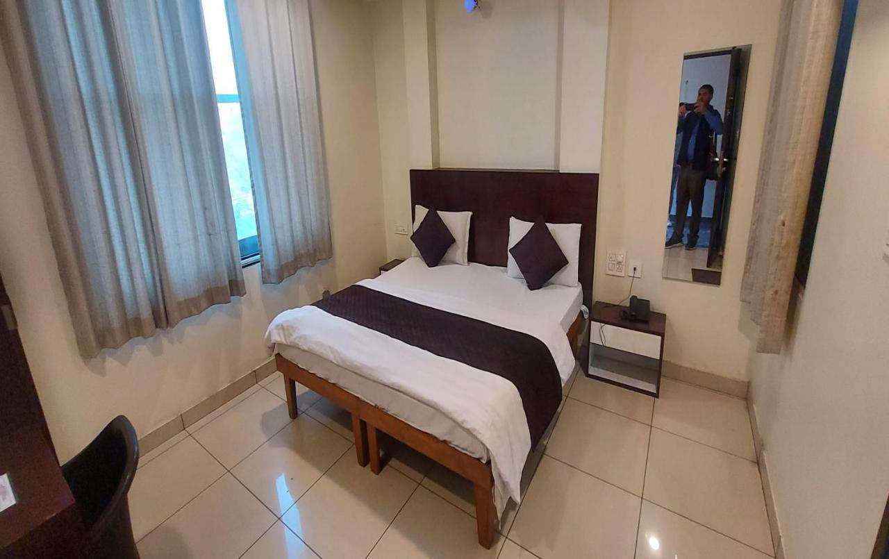Hotel Rashika Palace 자이푸르 외부 사진