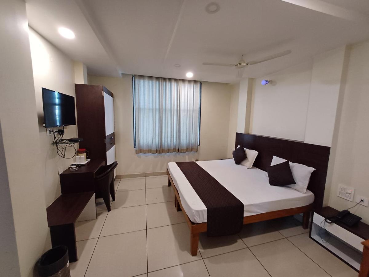 Hotel Rashika Palace 자이푸르 외부 사진