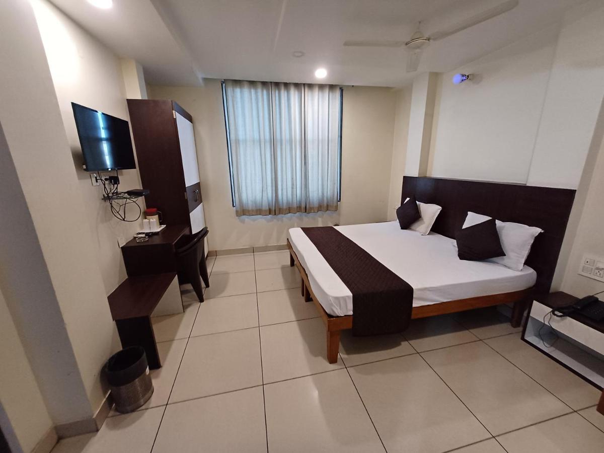 Hotel Rashika Palace 자이푸르 외부 사진