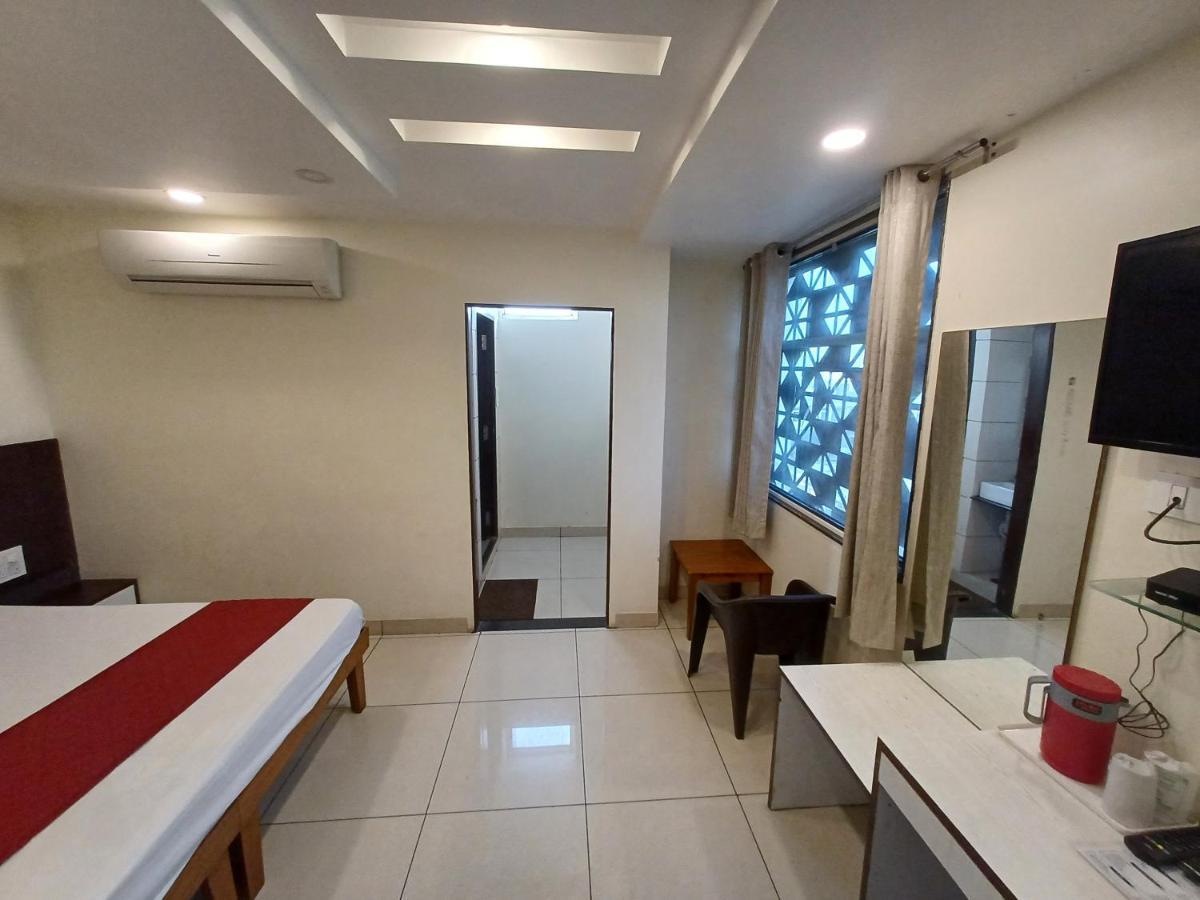 Hotel Rashika Palace 자이푸르 외부 사진