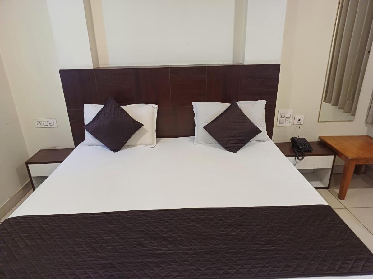 Hotel Rashika Palace 자이푸르 외부 사진