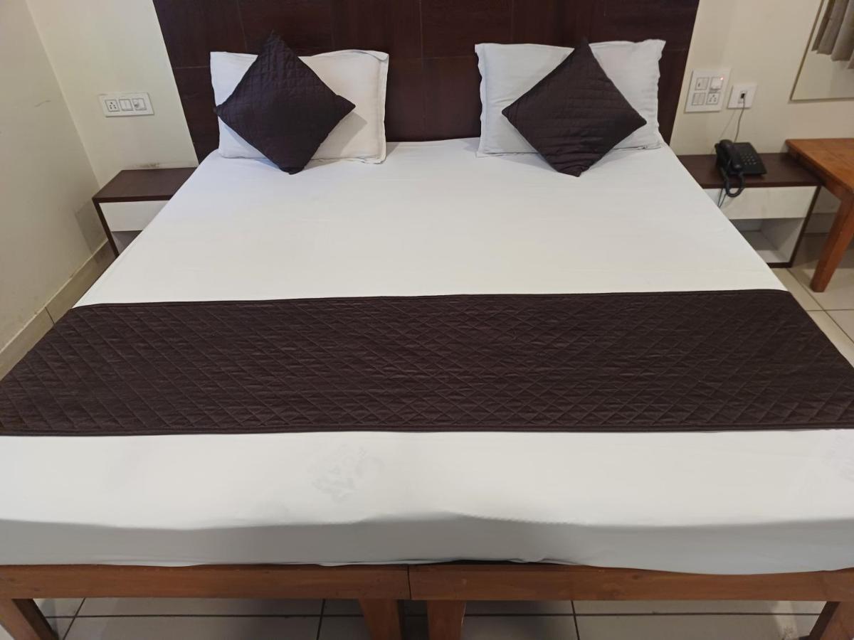 Hotel Rashika Palace 자이푸르 외부 사진